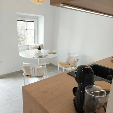 Linden House Apartma Bled