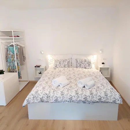 Apartma Linden House Bled
